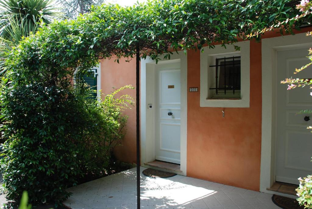 Domaine De Respelido Villa Carros