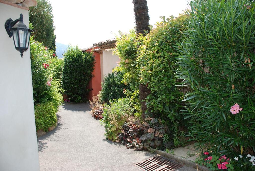 Villa Domaine De Respelido Carros